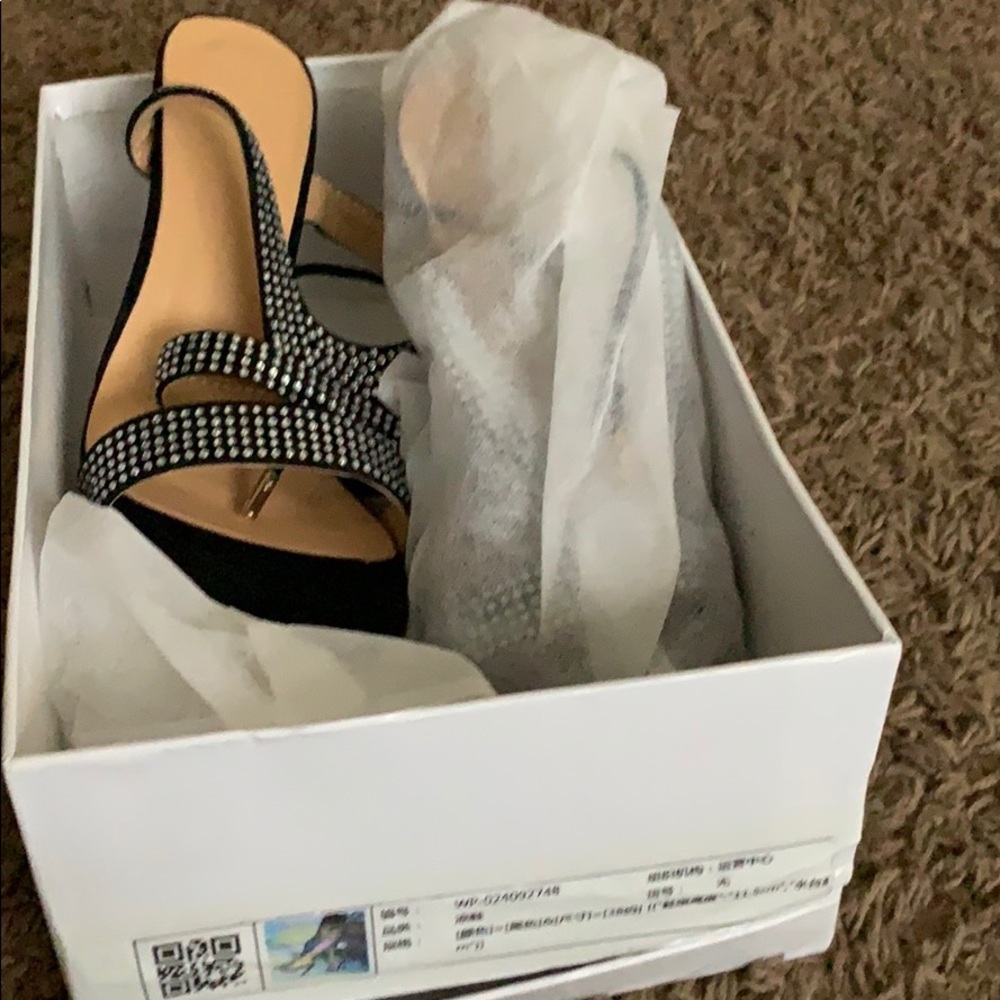 Dress sandals - Picture 3 of 3